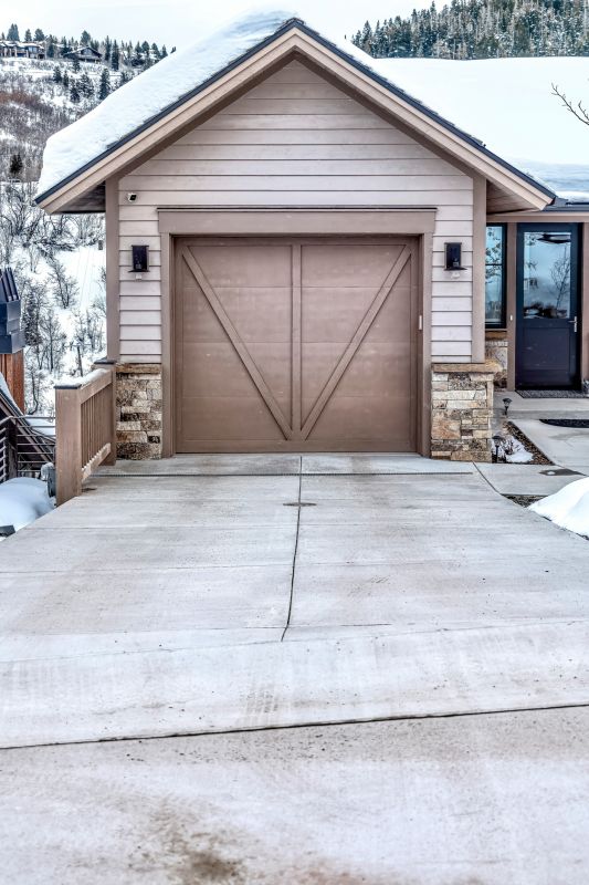 Wood Garage Installation in South Houston, TX